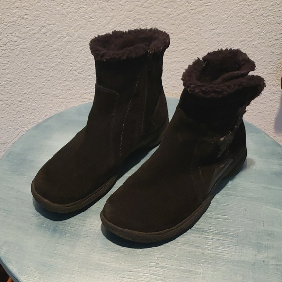 Earth Origins Shoes - Earth Origins Black Glow Ankle Boots Size 10
